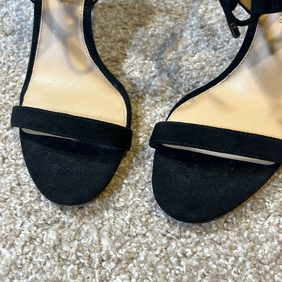 Antonio Melani black suede lace heels - Picture 4 of 9